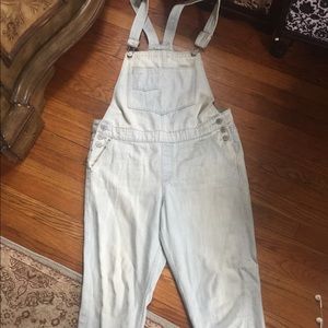 Oversized jean overalls